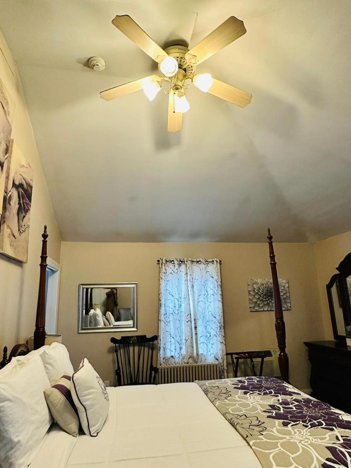 Готель The Hamilton Hoppin House Мідлтаун Екстер'єр фото